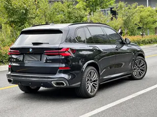 BMW X5 2023 xDrive30Li M Sports suit interior photo 10 BMW X5 2023 xDrive30Li M Sports suit interior photo 10