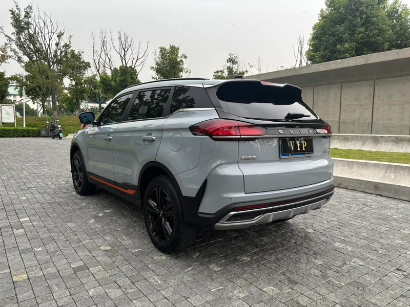 Geely Boyue 2022 Boyue X 1.8TD DCT Tipo de cuello inteligente interior foto 9 Geely Boyue 2022 Boyue X 1.8TD DCT Tipo de cuello inteligente interior foto 9