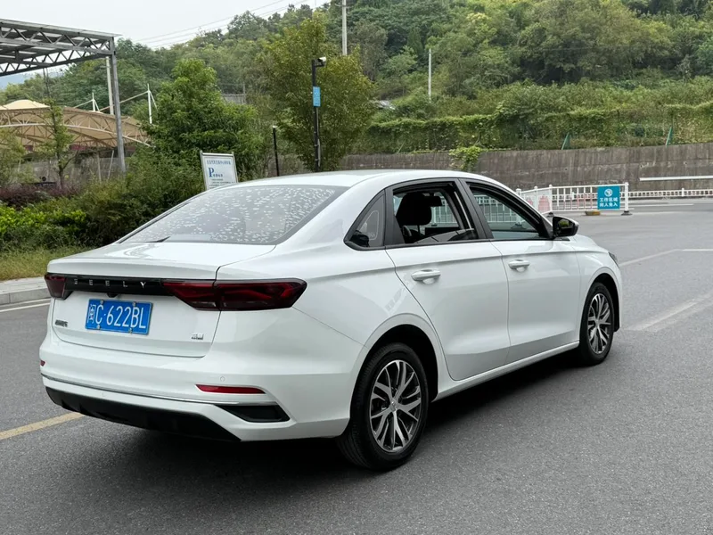 Geely Emgrand 2023 4th Gen Champion Edition 1.5L CVT Premium Trim exterior photo 7 Geely Emgrand 2023 4th Gen Champion Edition 1.5L CVT Premium Trim exterior photo 7