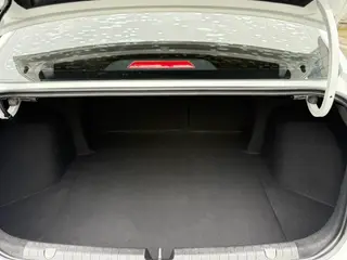 Geely Emgrand 2023 4th Gen Champion Edition 1.5L CVT Premium Trim interior photo 11 Geely Emgrand 2023 4th Gen Champion Edition 1.5L CVT Premium Trim interior photo 11