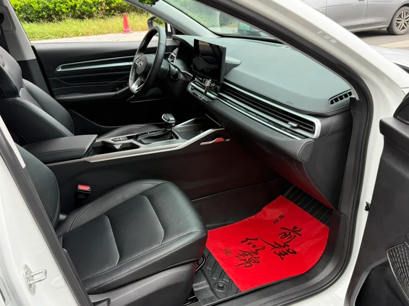 Geely Emgrand 2023 4th Gen Champion Edition 1.5L CVT Premium Trim interior photo 12 Geely Emgrand 2023 4th Gen Champion Edition 1.5L CVT Premium Trim interior photo 12
