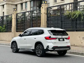BMW X1 2023 xDrive25Li X Design Suit exterior photo 3 BMW X1 2023 xDrive25Li X Design Suit exterior photo 3