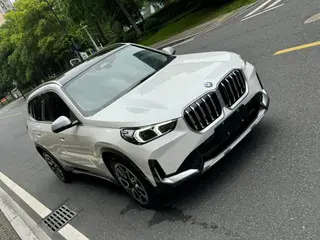 BMW X1 2023 xDrive25Li X Design Suit exterior photo 7 BMW X1 2023 xDrive25Li X Design Suit exterior photo 7