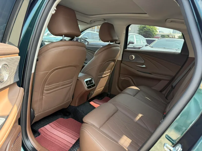 Chery Arrizo 8 2023 Versión de alta energía 2.0T DCT Imperial interior foto 10 Chery Arrizo 8 2023 Versión de alta energía 2.0T DCT Imperial interior foto 10