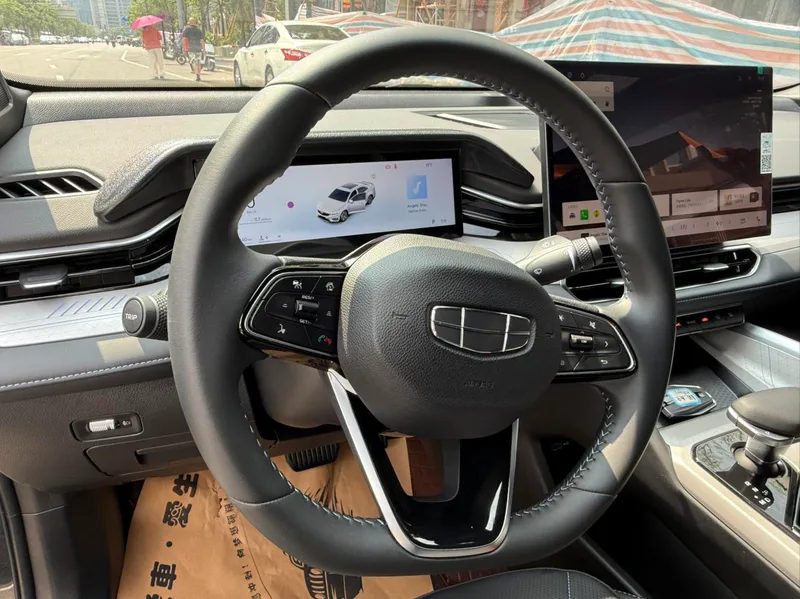 Geely Preface 2025 1.5T Восточный Яо Куньлунь-версия интерьер фото 9 Geely Preface 2025 1.5T Восточный Яо Куньлунь-версия интерьер фото 9