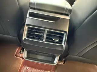 Geely Preface 2025 1.5T Восточный Яо Куньлунь-версия интерьер фото 12 Geely Preface 2025 1.5T Восточный Яо Куньлунь-версия интерьер фото 12