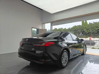 Toyota Camry 2024 Doble motor 2.0HG Versión de lujo exterior foto 5 Toyota Camry 2024 Doble motor 2.0HG Versión de lujo exterior foto 5