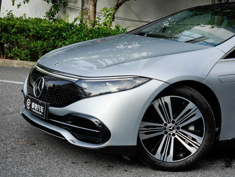Mercedes-Benz EQS 2022 EQS 450+ Version avant-gardiste extérieur photo 7 Mercedes-Benz EQS 2022 EQS 450+ Version avant-gardiste extérieur photo 7