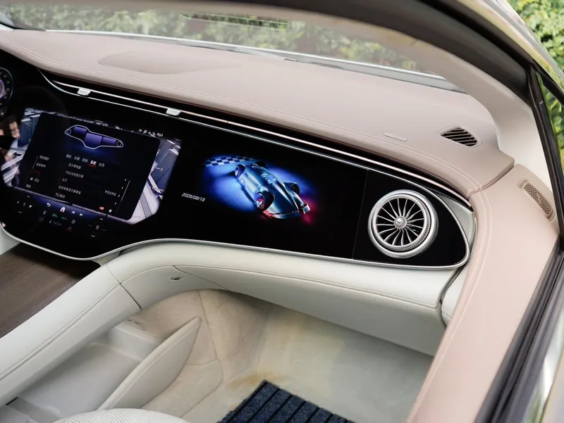 Mercedes-Benz EQS 2022 EQS 450+ Version avant-gardiste intérieur photo 16 Mercedes-Benz EQS 2022 EQS 450+ Version avant-gardiste intérieur photo 16