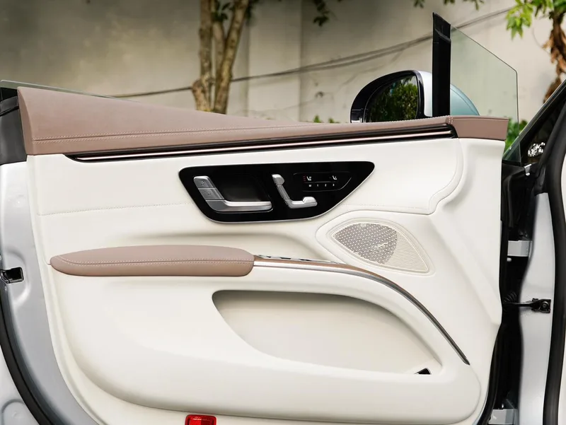 Mercedes-Benz EQS 2022 EQS 450+ Version avant-gardiste intérieur photo 18 Mercedes-Benz EQS 2022 EQS 450+ Version avant-gardiste intérieur photo 18