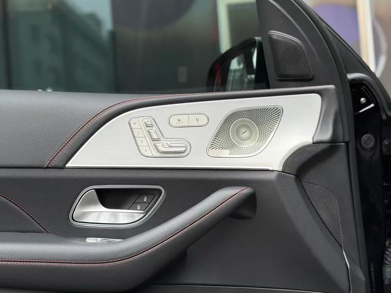 Mercedes-Benz GLE AMG 2024 AMG GLE 53 4MATIC+ interior foto 11 Mercedes-Benz GLE AMG 2024 AMG GLE 53 4MATIC+ interior foto 11