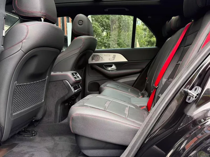 Mercedes-Benz GLE AMG 2024 AMG GLE 53 4MATIC+ interior foto 14 Mercedes-Benz GLE AMG 2024 AMG GLE 53 4MATIC+ interior foto 14