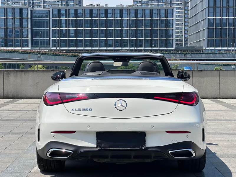 Mercedes-Benz CLE 2025 CLE 260 Coupé cabriolet extérieur photo 8 Mercedes-Benz CLE 2025 CLE 260 Coupé cabriolet extérieur photo 8