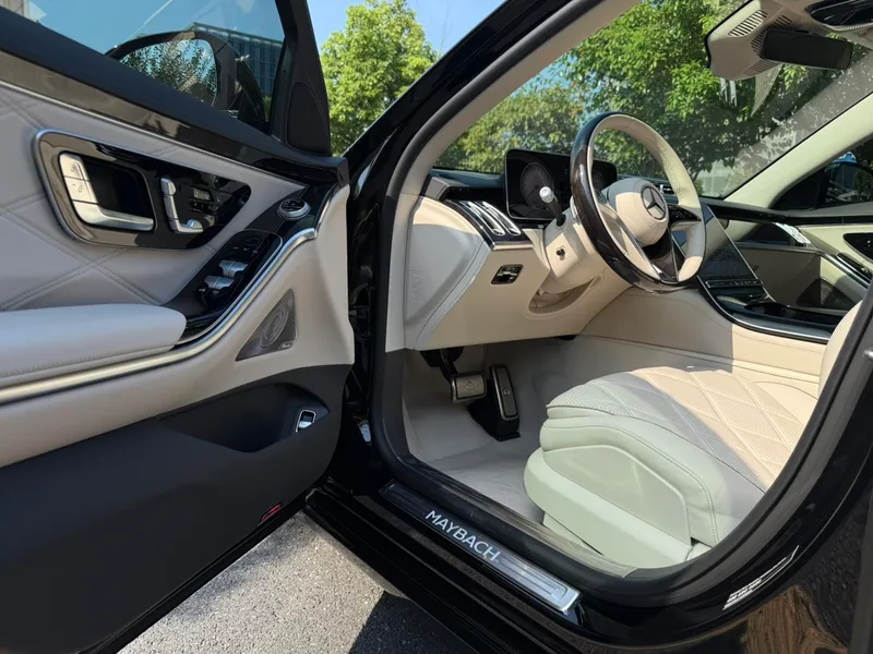 Mercedes-Benz Mercedes-Maybach S-Class 2025 S 480 4MATIC exterior foto 5 Mercedes-Benz Mercedes-Maybach S-Class 2025 S 480 4MATIC exterior foto 5