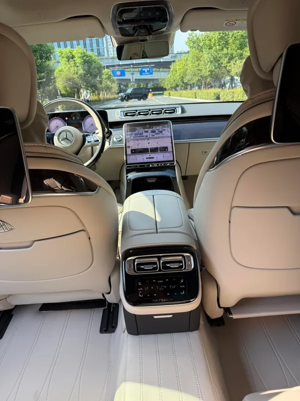 Mercedes-Benz Mercedes-Maybach S-Class 2025 S 480 4MATIC exterior foto 8 Mercedes-Benz Mercedes-Maybach S-Class 2025 S 480 4MATIC exterior foto 8