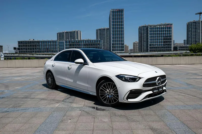 Mercedes-Benz C-Class 2024 C 260 L Sports version exterior photo 3 Mercedes-Benz C-Class 2024 C 260 L Sports version exterior photo 3