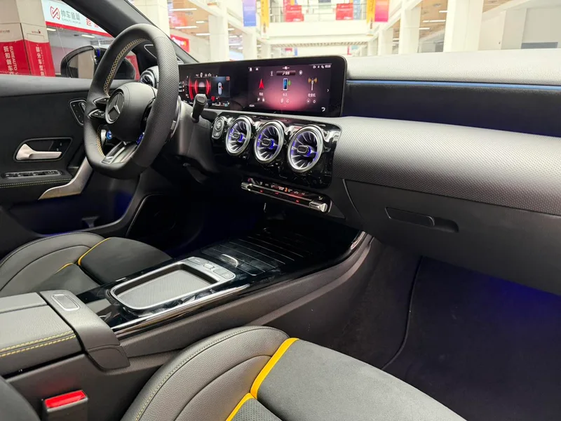 Mercedes-Benz Mercedes-AMG A-Class 2024 AMG A 45 S 4MATIC+ interior photo 20 Mercedes-Benz Mercedes-AMG A-Class 2024 AMG A 45 S 4MATIC+ interior photo 20