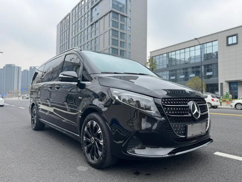 Mercedes-Benz V-Class 2024 V 300 Premium Edition exterior photo 3 Mercedes-Benz V-Class 2024 V 300 Premium Edition exterior photo 3