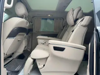 Mercedes-Benz V-Class 2024 V 300 Premium Edition interior photo 13 Mercedes-Benz V-Class 2024 V 300 Premium Edition interior photo 13