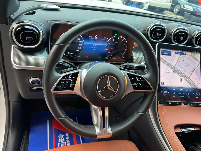 Mercedes-Benz GLC 2023 GLC 260 L 4MATIC Dynamic 7 seat exterior photo 6 Mercedes-Benz GLC 2023 GLC 260 L 4MATIC Dynamic 7 seat exterior photo 6