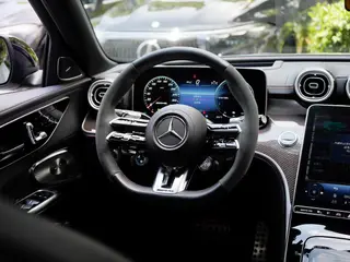 Mercedes-Benz C-Class AMG 2024 AMG C 63 S E Performance F1 Edición especial interior foto 15 Mercedes-Benz C-Class AMG 2024 AMG C 63 S E Performance F1 Edición especial interior foto 15