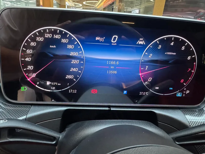Mercedes-Benz CLE 2024 CLE 300 4MATIC Convertible Coupe interior photo 15 Mercedes-Benz CLE 2024 CLE 300 4MATIC Convertible Coupe interior photo 15