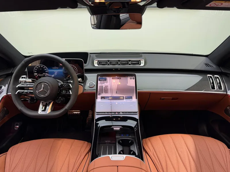Mercedes-Benz Mercedes-AMG S-Class 2024 AMG S 63 L E Performance intérieur photo 7 Mercedes-Benz Mercedes-AMG S-Class 2024 AMG S 63 L E Performance intérieur photo 7