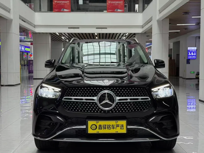 Mercedes-Benz GLE (Imported) 2024 Reforma GLE 350 4MATIC Estilo de moda exterior foto 2 Mercedes-Benz GLE (Imported) 2024 Reforma GLE 350 4MATIC Estilo de moda exterior foto 2