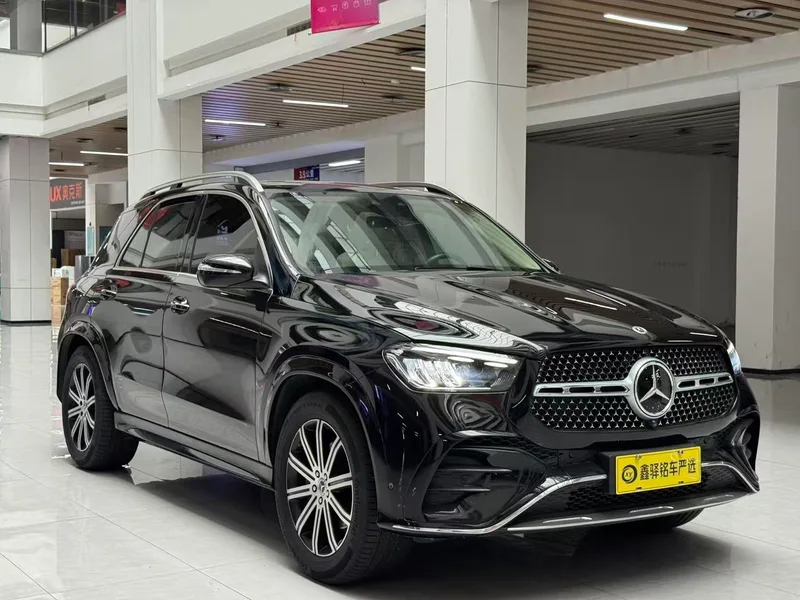 Mercedes-Benz GLE (Imported) 2024 Reforma GLE 350 4MATIC Estilo de moda exterior foto 3 Mercedes-Benz GLE (Imported) 2024 Reforma GLE 350 4MATIC Estilo de moda exterior foto 3