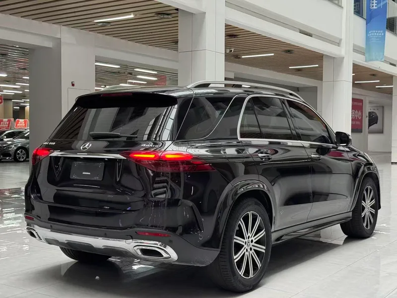 Mercedes-Benz GLE (Imported) 2024 Reforma GLE 350 4MATIC Estilo de moda exterior foto 5 Mercedes-Benz GLE (Imported) 2024 Reforma GLE 350 4MATIC Estilo de moda exterior foto 5