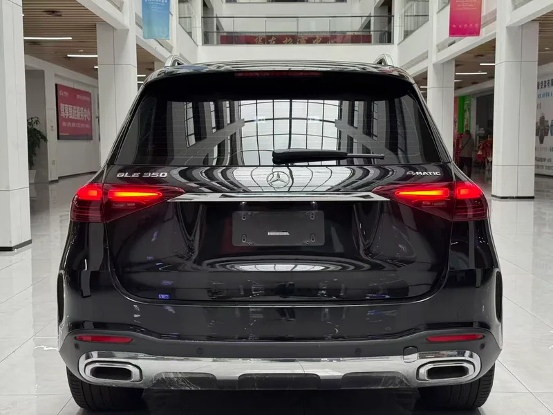 Mercedes-Benz GLE (Imported) 2024 Reforma GLE 350 4MATIC Estilo de moda exterior foto 6 Mercedes-Benz GLE (Imported) 2024 Reforma GLE 350 4MATIC Estilo de moda exterior foto 6