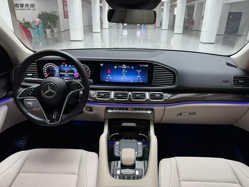 Mercedes-Benz GLE (Imported) 2024 Reforma GLE 350 4MATIC Estilo de moda interior foto 14 Mercedes-Benz GLE (Imported) 2024 Reforma GLE 350 4MATIC Estilo de moda interior foto 14