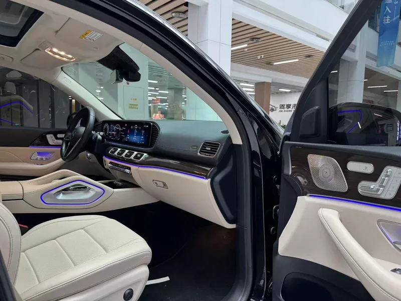 Mercedes-Benz GLE (Imported) 2024 Reforma GLE 350 4MATIC Estilo de moda interior foto 16 Mercedes-Benz GLE (Imported) 2024 Reforma GLE 350 4MATIC Estilo de moda interior foto 16