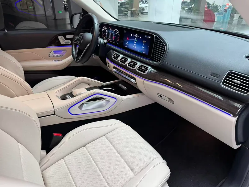 Mercedes-Benz GLE (Imported) 2024 Reforma GLE 350 4MATIC Estilo de moda interior foto 18 Mercedes-Benz GLE (Imported) 2024 Reforma GLE 350 4MATIC Estilo de moda interior foto 18