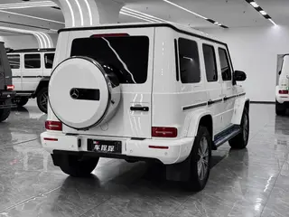 Mercedes-Benz G-Class 2022 G 350 intérieur photo 9 Mercedes-Benz G-Class 2022 G 350 intérieur photo 9