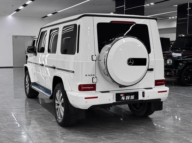 Mercedes-Benz G-Class 2022 G 350 intérieur photo 11 Mercedes-Benz G-Class 2022 G 350 intérieur photo 11