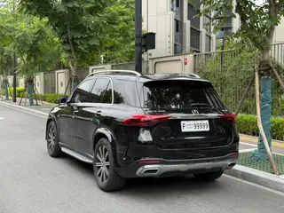 Mercedes-Benz GLE (Imported) 2024 GLE 350 4MATIC Style tendance extérieur photo 4 Mercedes-Benz GLE (Imported) 2024 GLE 350 4MATIC Style tendance extérieur photo 4
