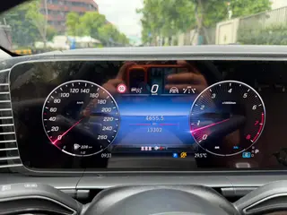 Mercedes-Benz GLE (Imported) 2024 GLE 350 4MATIC Style tendance intérieur photo 14 Mercedes-Benz GLE (Imported) 2024 GLE 350 4MATIC Style tendance intérieur photo 14