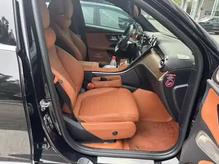 Mercedes-Benz GLC 2025 Restyling GLC 300 L 4MATIC Dynamic 5 seat interior photo 10 Mercedes-Benz GLC 2025 Restyling GLC 300 L 4MATIC Dynamic 5 seat interior photo 10