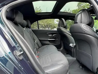 Mercedes-Benz C-Class 2025 Reforma C 260 L Versión deportiva interior foto 12 Mercedes-Benz C-Class 2025 Reforma C 260 L Versión deportiva interior foto 12
