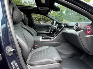 Mercedes-Benz C-Class 2025 Reforma C 260 L Versión deportiva interior foto 13 Mercedes-Benz C-Class 2025 Reforma C 260 L Versión deportiva interior foto 13