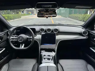 Mercedes-Benz C-Class 2025 Reforma C 260 L Versión deportiva interior foto 14 Mercedes-Benz C-Class 2025 Reforma C 260 L Versión deportiva interior foto 14
