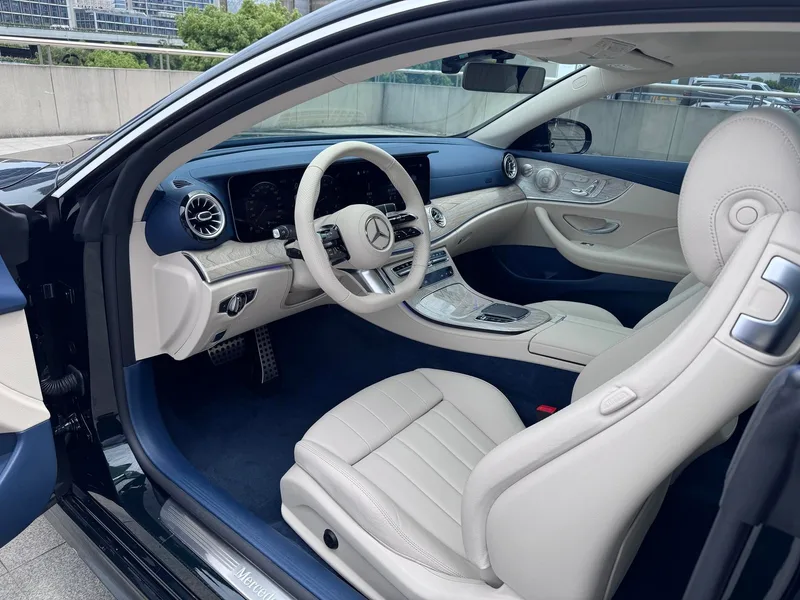 Mercedes-Benz E-Class (Imported) 2023 Reforma E 260 Coupé exterior foto 4 Mercedes-Benz E-Class (Imported) 2023 Reforma E 260 Coupé exterior foto 4