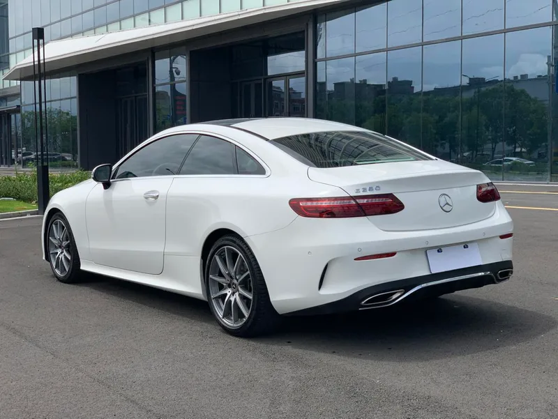 Mercedes-Benz E-Class (Imported) 2023 Restyling E 260 Coupe exterior photo 4 Mercedes-Benz E-Class (Imported) 2023 Restyling E 260 Coupe exterior photo 4