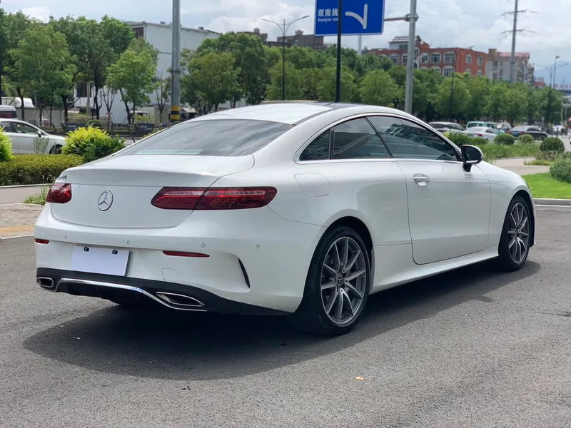 Mercedes-Benz E-Class (Imported) 2023 Restyling E 260 Coupe exterior photo 6 Mercedes-Benz E-Class (Imported) 2023 Restyling E 260 Coupe exterior photo 6