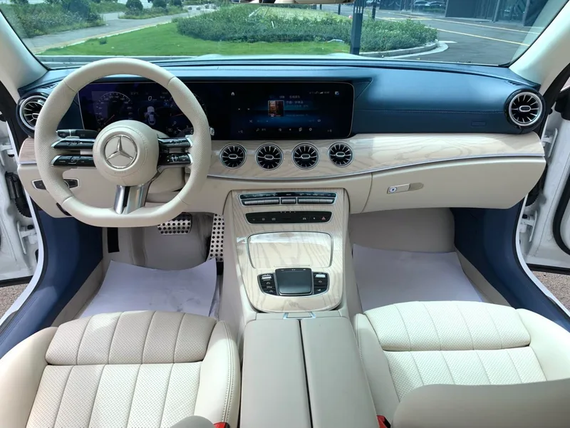 Mercedes-Benz E-Class (Imported) 2023 Restyling E 260 Coupe interior photo 11 Mercedes-Benz E-Class (Imported) 2023 Restyling E 260 Coupe interior photo 11