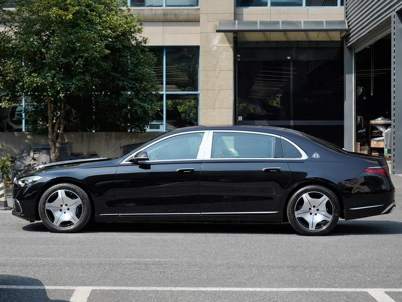 Mercedes-Benz Mercedes-Maybach S-Class 2025 S 480 4MATIC exterior photo 3 Mercedes-Benz Mercedes-Maybach S-Class 2025 S 480 4MATIC exterior photo 3