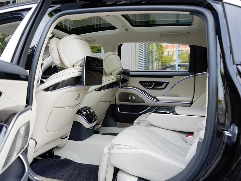 Mercedes-Benz Mercedes-Maybach S-Class 2025 S 480 4MATIC interior photo 12 Mercedes-Benz Mercedes-Maybach S-Class 2025 S 480 4MATIC interior photo 12