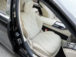 Mercedes-Benz Mercedes-Maybach S-Class 2025 S 480 4MATIC interior photo 16 Mercedes-Benz Mercedes-Maybach S-Class 2025 S 480 4MATIC interior photo 16
