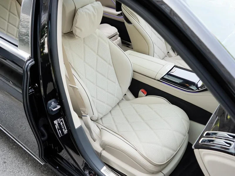 Mercedes-Benz Mercedes-Maybach S-Class 2025 S 480 4MATIC interior photo 16 Mercedes-Benz Mercedes-Maybach S-Class 2025 S 480 4MATIC interior photo 16